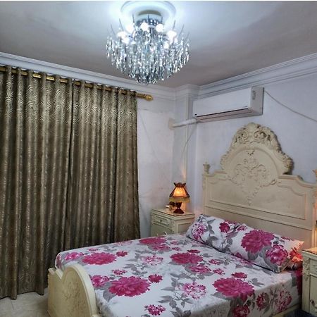 קהיר Elegant Apartment In Sheraton Heliopolis מראה חיצוני תמונה